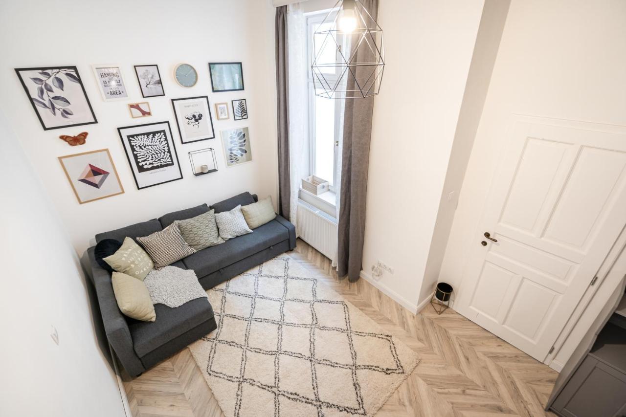 Atmos Glare Apartment Budapest Exterior photo